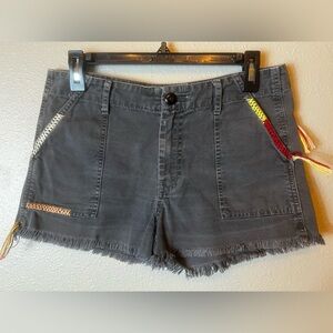 THE GREAT. The Desert Embroidered Cut-Off Short Size 25